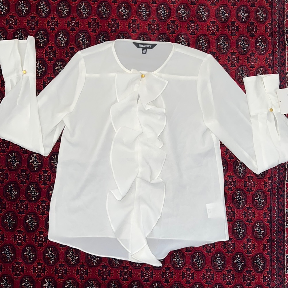 Ellen Tracy women’s top